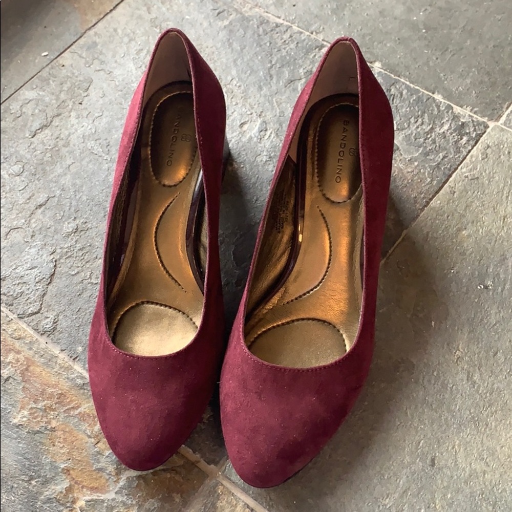 Bandolino Burgundy Pumps